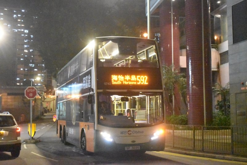 n_5742@592_1_1.jpg