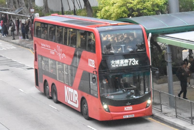 k_e6m149@73x_1_2.jpg