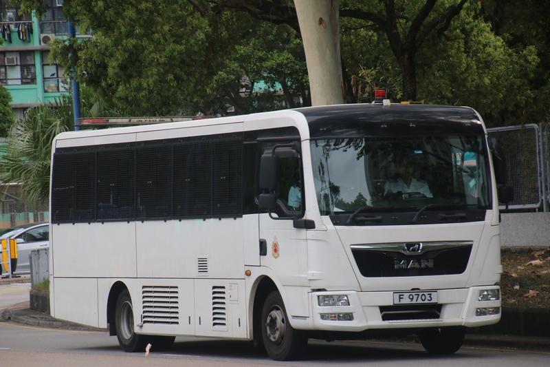 F9703.jpg
