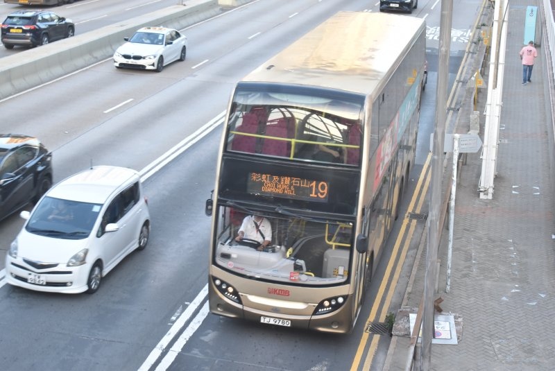 k_atenu206@19_3a_1.jpg
