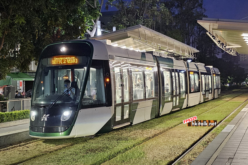 高雄輕軌及車廠 (2).jpeg