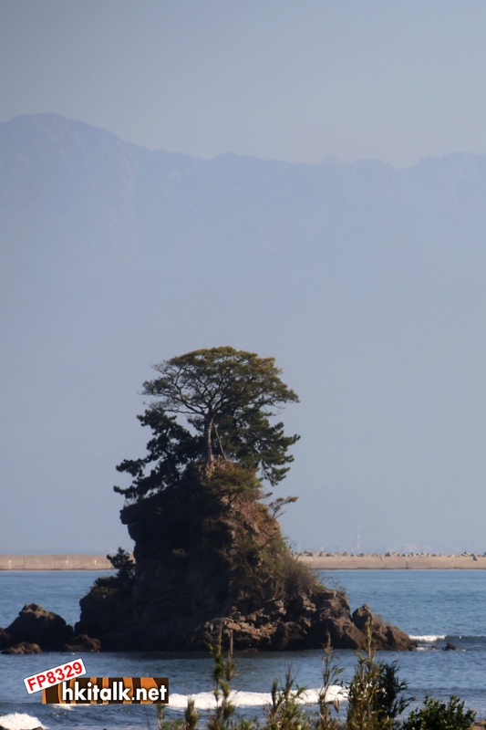 日本富山縣雨晴海岸 (1).JPG