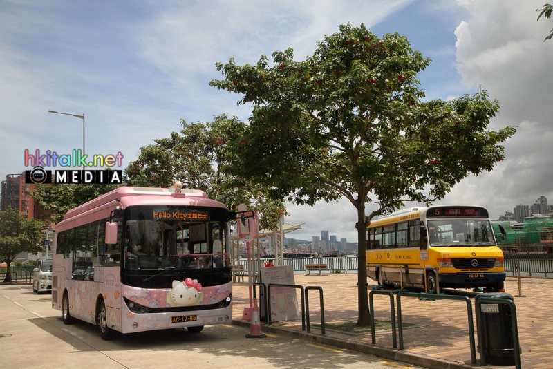 Hello Kitty 海格小巴  (1).jpeg