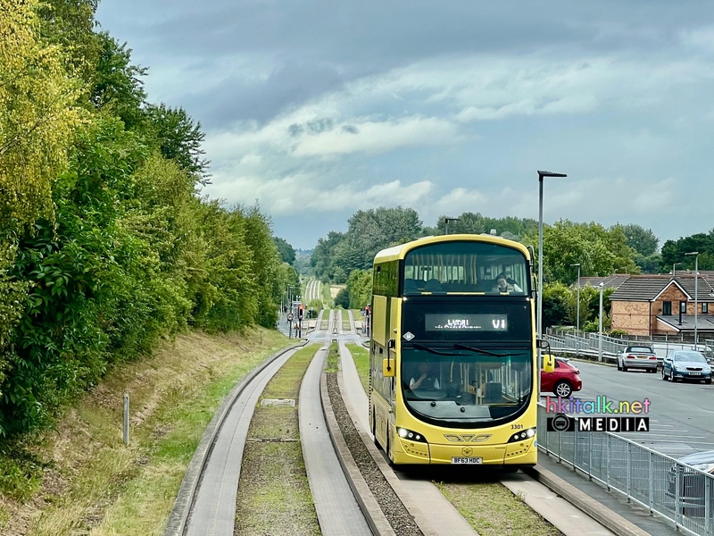 Manchester Vantage Guided Busway (2).jpeg