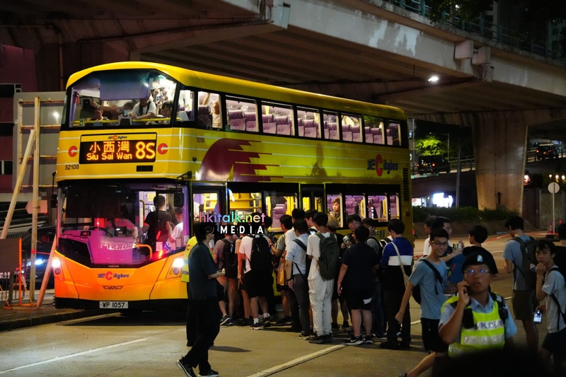 8S last bus (1).jpeg