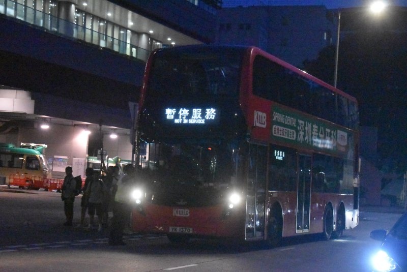 k_e6m126_2_1.jpg