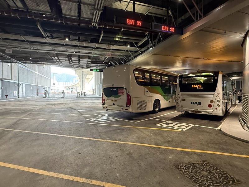From HK01