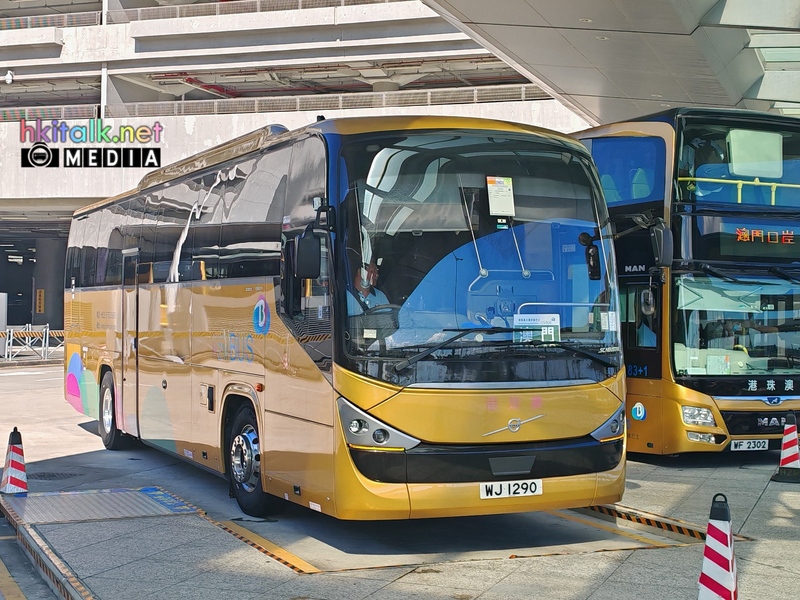 Volvo B13R (4).jpg