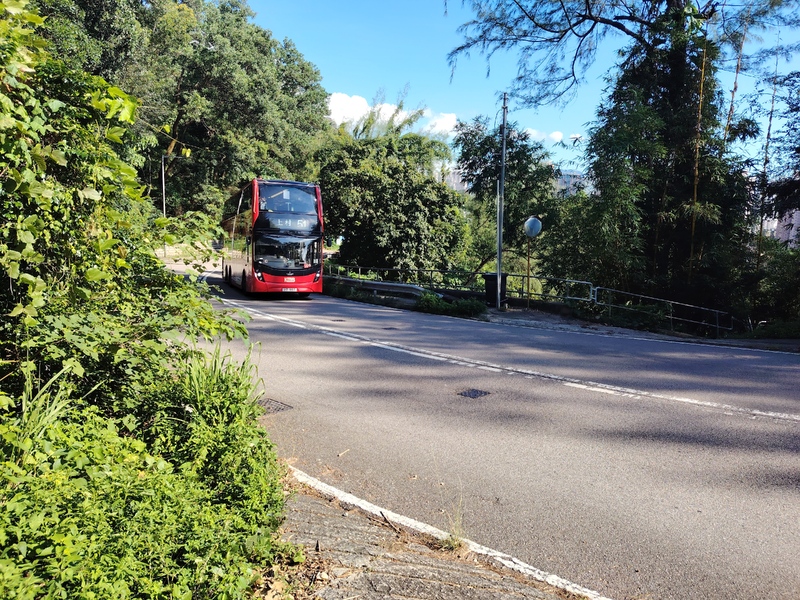 YT907, 荃錦公路近朗逸峰