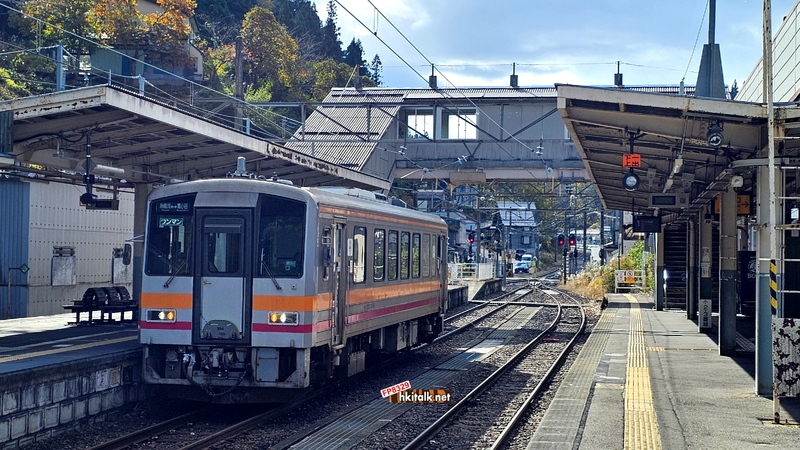 大糸線南小谷駅 (3).jpg