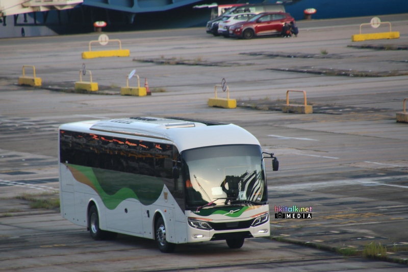 Volvo B8R (3).jpg