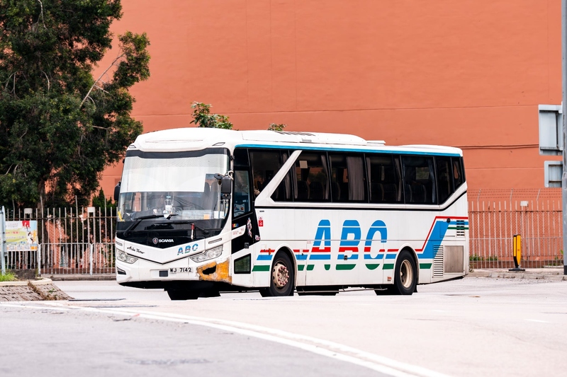 wj7142.jpeg