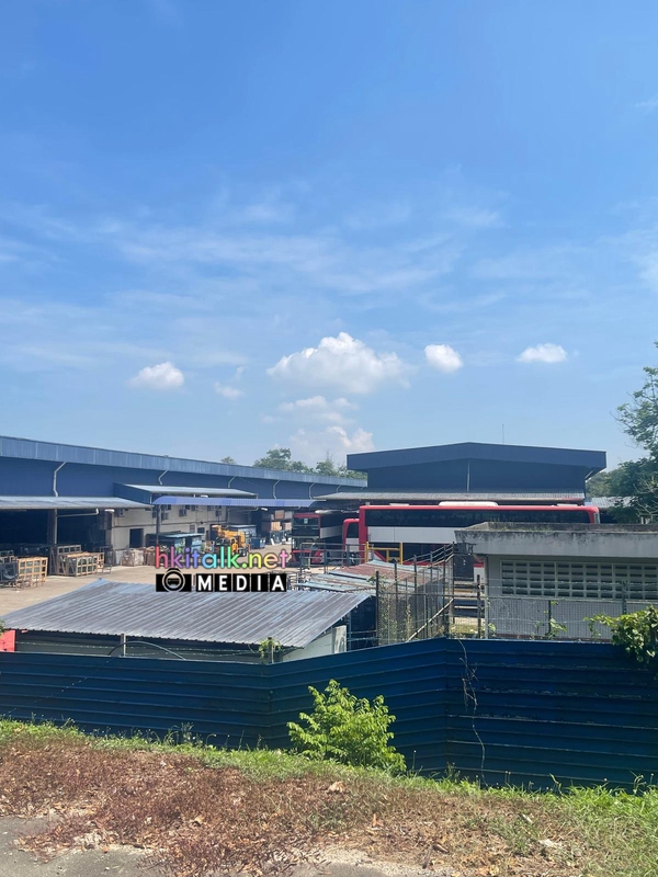 Volvo B13RLE (2).jpeg