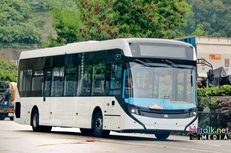 E200EV (2).jpeg