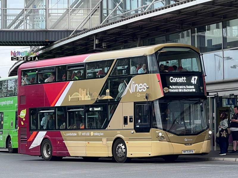Wrightbus StreetDeck Ultroliner.jpeg