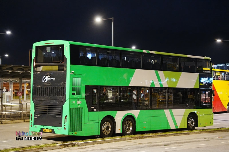 Volvo B8L (6).jpeg