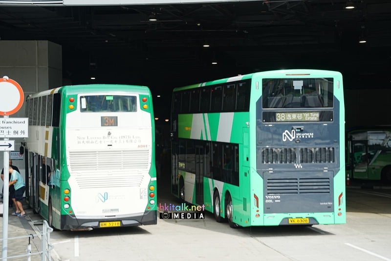 Volvo B8L NLB38 (1).jpeg