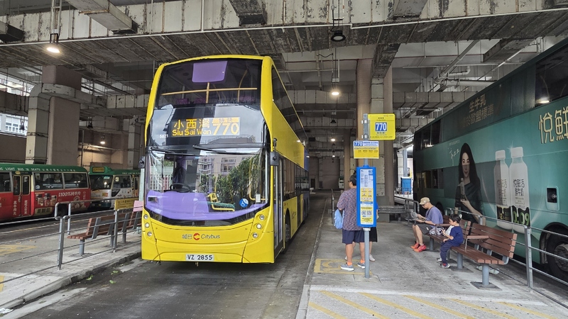 588073.jpg