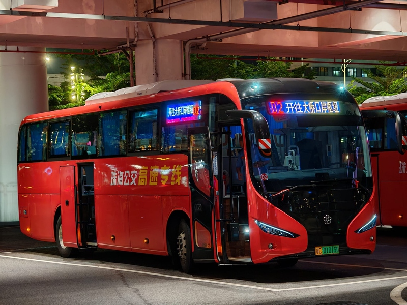港珠澳珠海口岸專線新車 (2).jpeg