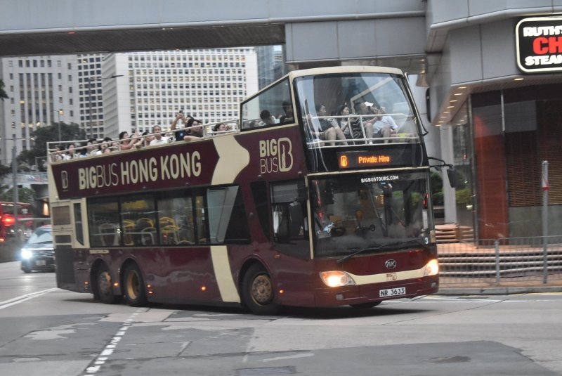 o_bigbus_3_1.jpg