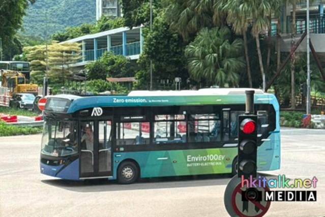 ADL E100EV.jpeg