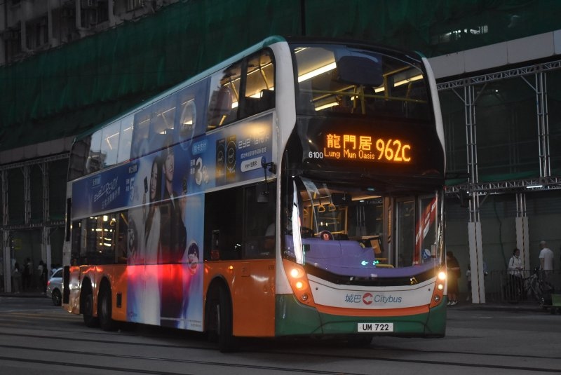 n_6100@962c_1_1.jpg