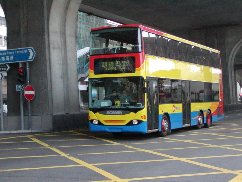 c_2800_2.jpg