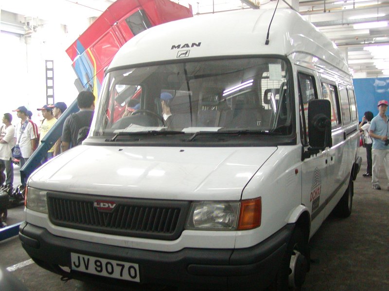 bclub_2003_1_5.jpg