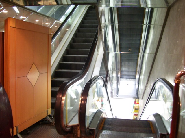 華明中心(06).JPG