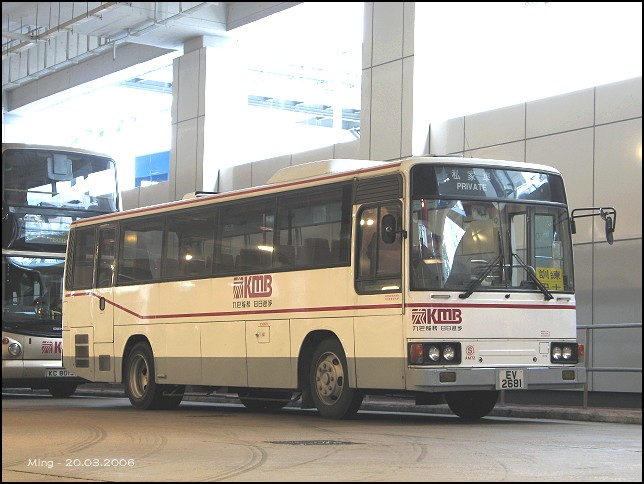 kmb_am72_p_06.jpg