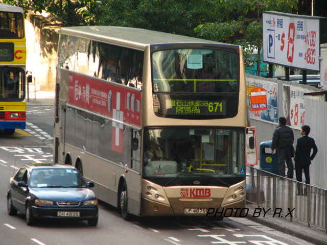 LF4079.jpg
