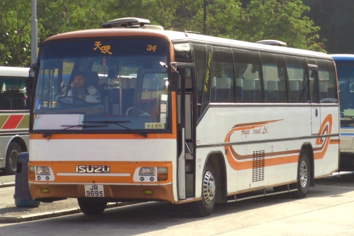 JR9695.jpg
