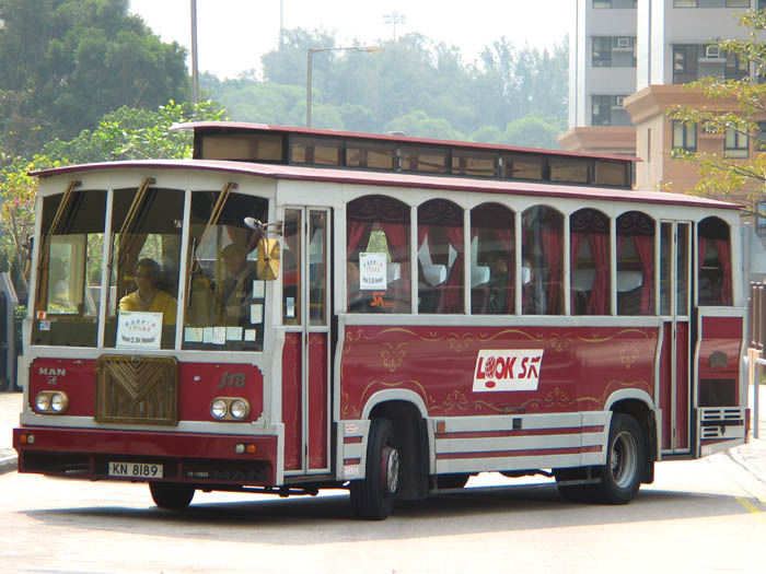 Coach_MAN_KN8189.jpg