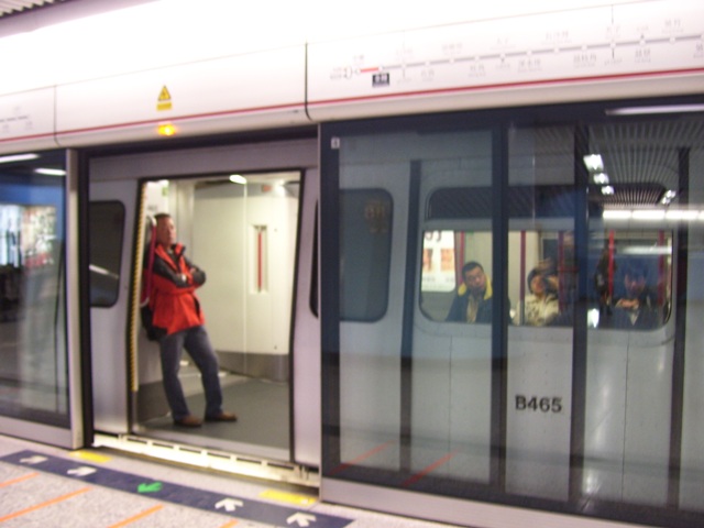 B465-01.JPG