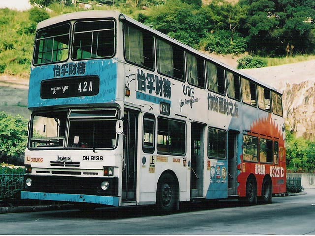 DH8136.jpg