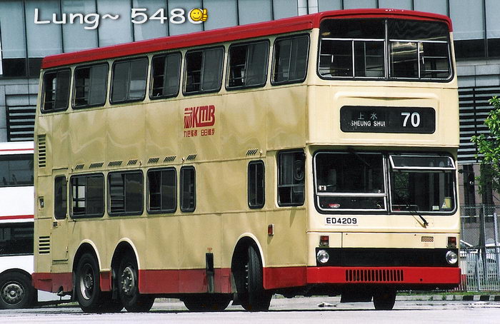 ED4209@70.jpg
