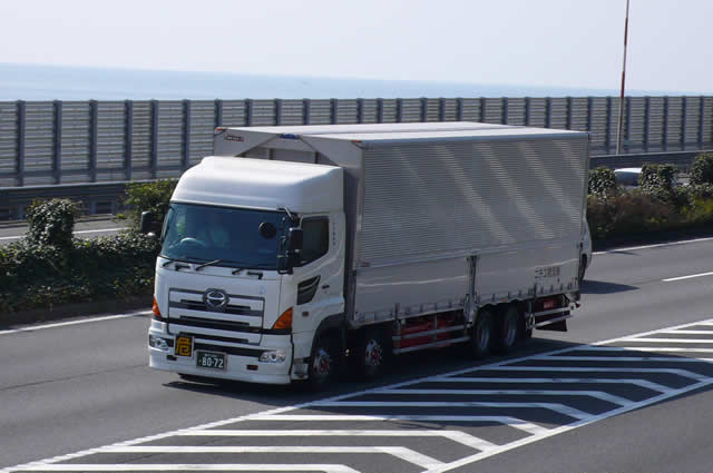 tk-hino2.jpg