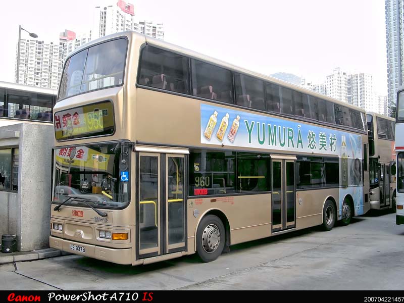 JS8378_960.jpg