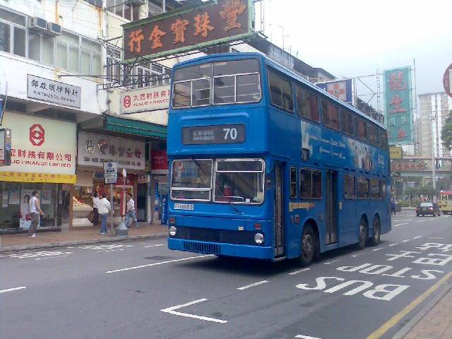 233_70b.jpg
