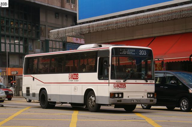 KMB-AM153_203-R.JPG