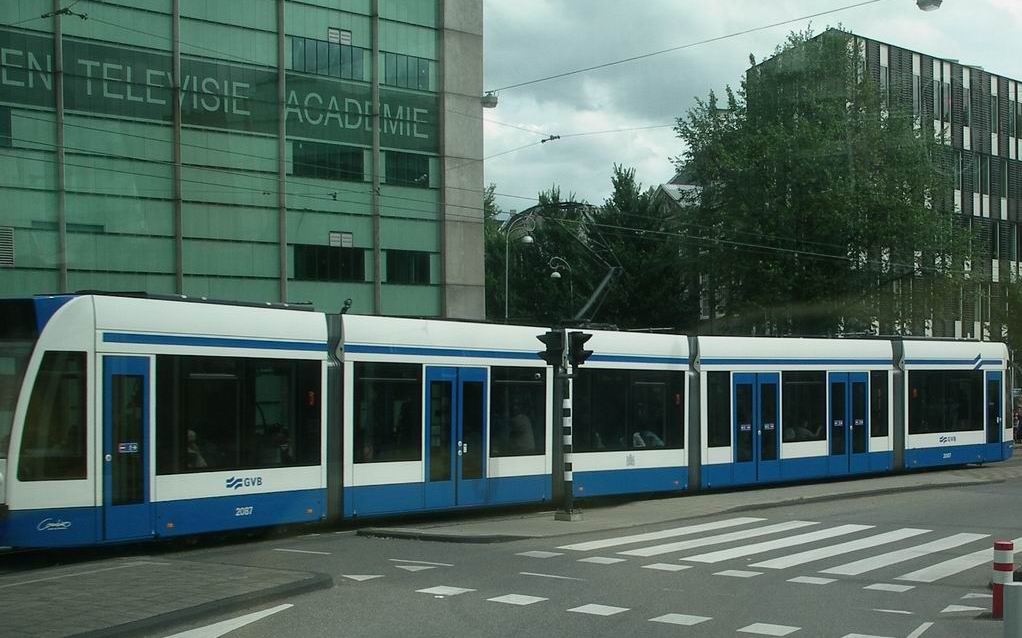 netherlandtram.jpg