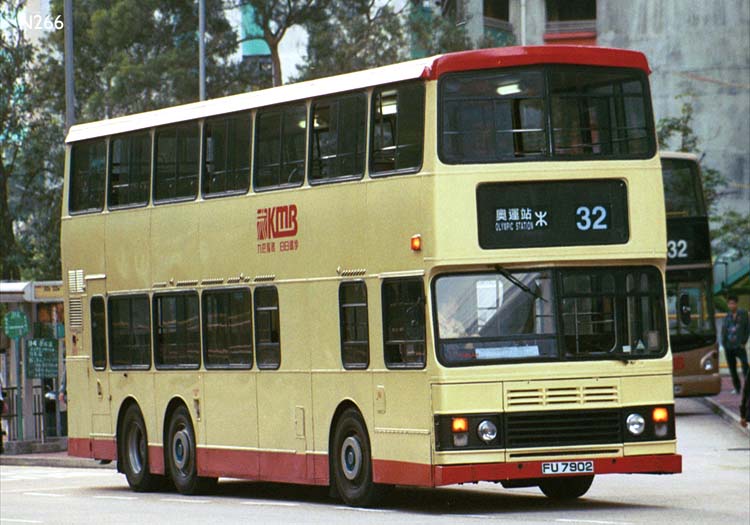 FU7902_32_2.jpg