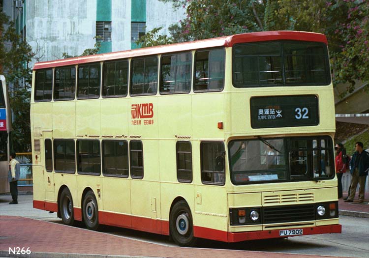 FU7902_32_1.jpg