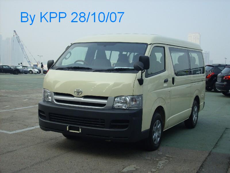 hiace_busd.jpg