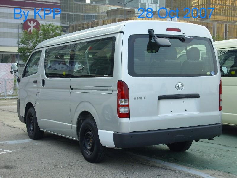 hiace_busa.jpg
