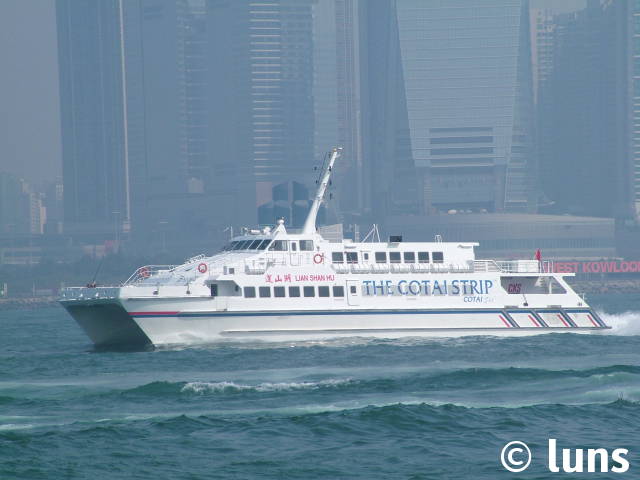 lianshanhu.JPG