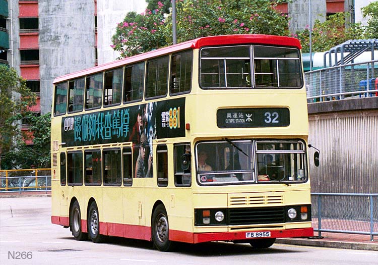 FB8955_32.jpg