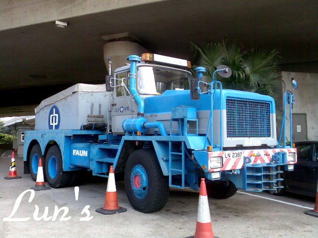 ln2387.JPG