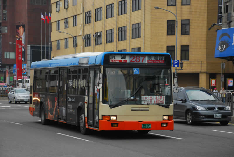 ikarus1.jpg