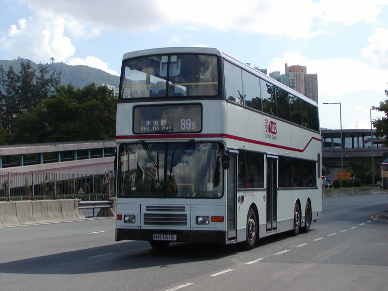 k_av239_1.jpg